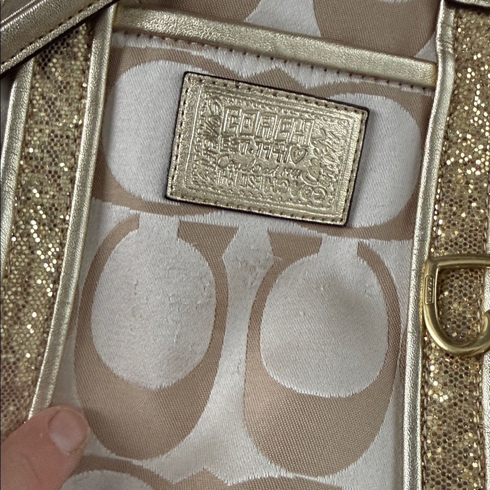 Coach Poppy Beige and Gold Women's shoulder and cross body Bag - Picture 9 of 17